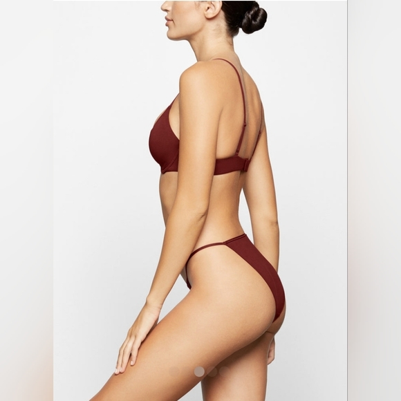 SKIMS COTTON JERSEY T-Shirt Bra/Sangria/38A, 40B/ NWT - Picture 4 of 15